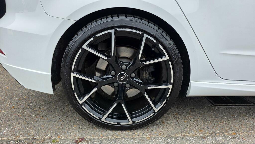 Audi S3 Black Ed Tfsi Quattro S-a Black #11
