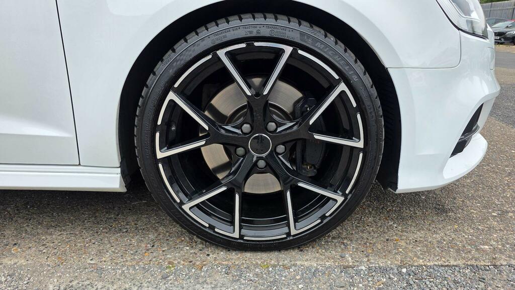 Audi S3 Black Ed Tfsi Quattro S-a Black #12