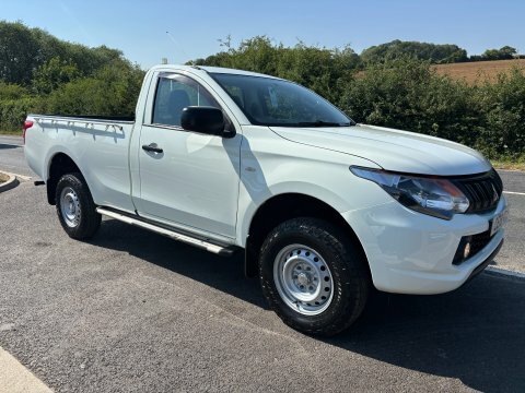 Mitsubishi L200 Di-d 4Wd 4Life White #5