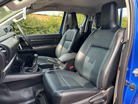 Toyota HILUX Active 4Wd D-4d Blue #3