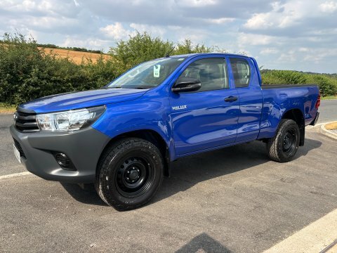 Toyota HILUX Active 4Wd D-4d Blue