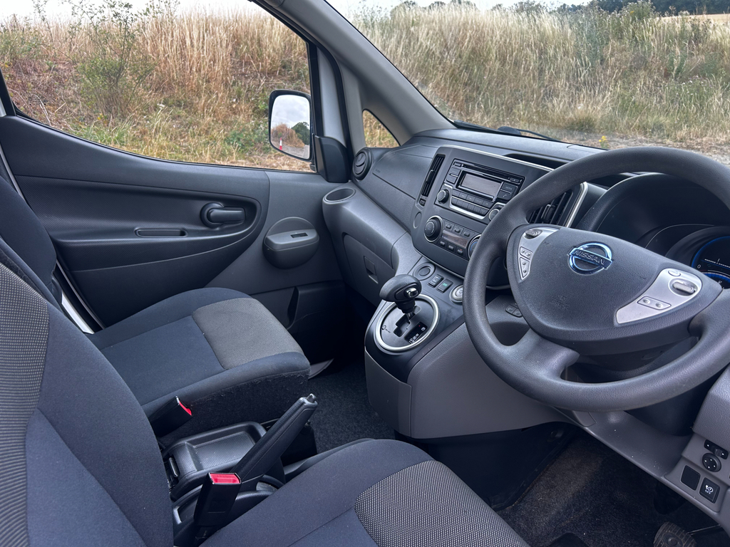 Nissan e-NV200 Mpv White #14