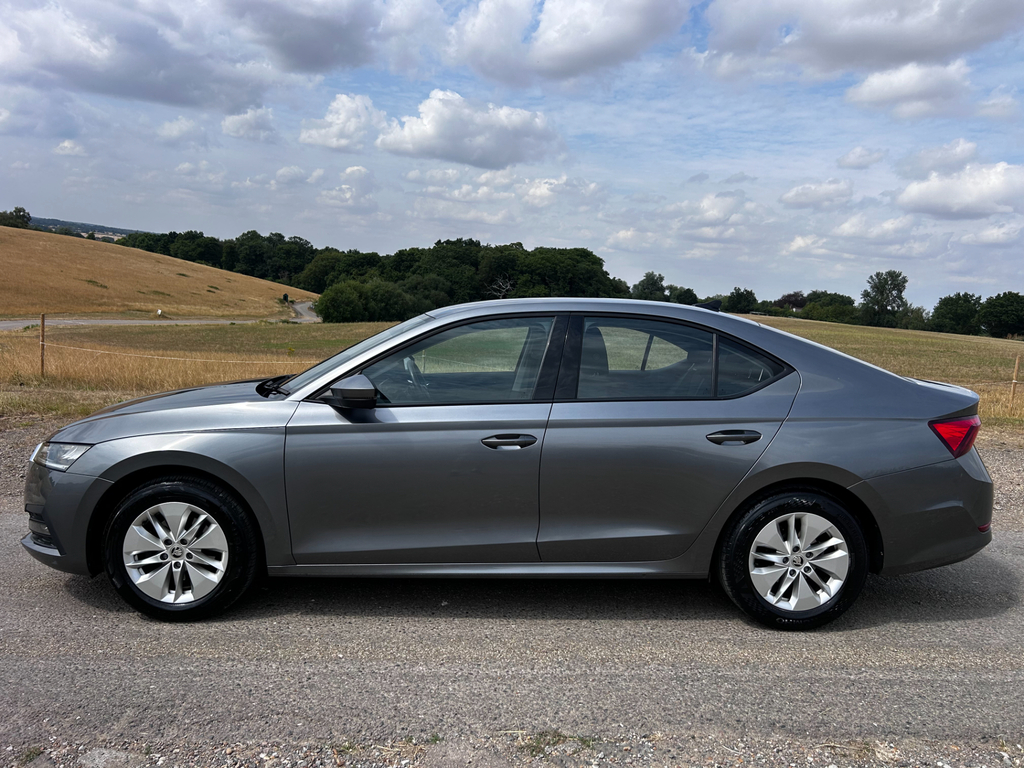 Skoda Octavia Hatch Se 1.0 Tsi E-tec 110 Ps Dsg Black #10