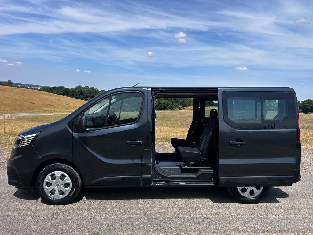 Renault Trafic 2.0 Dci Blue 28 Business Panel Van Man White #15
