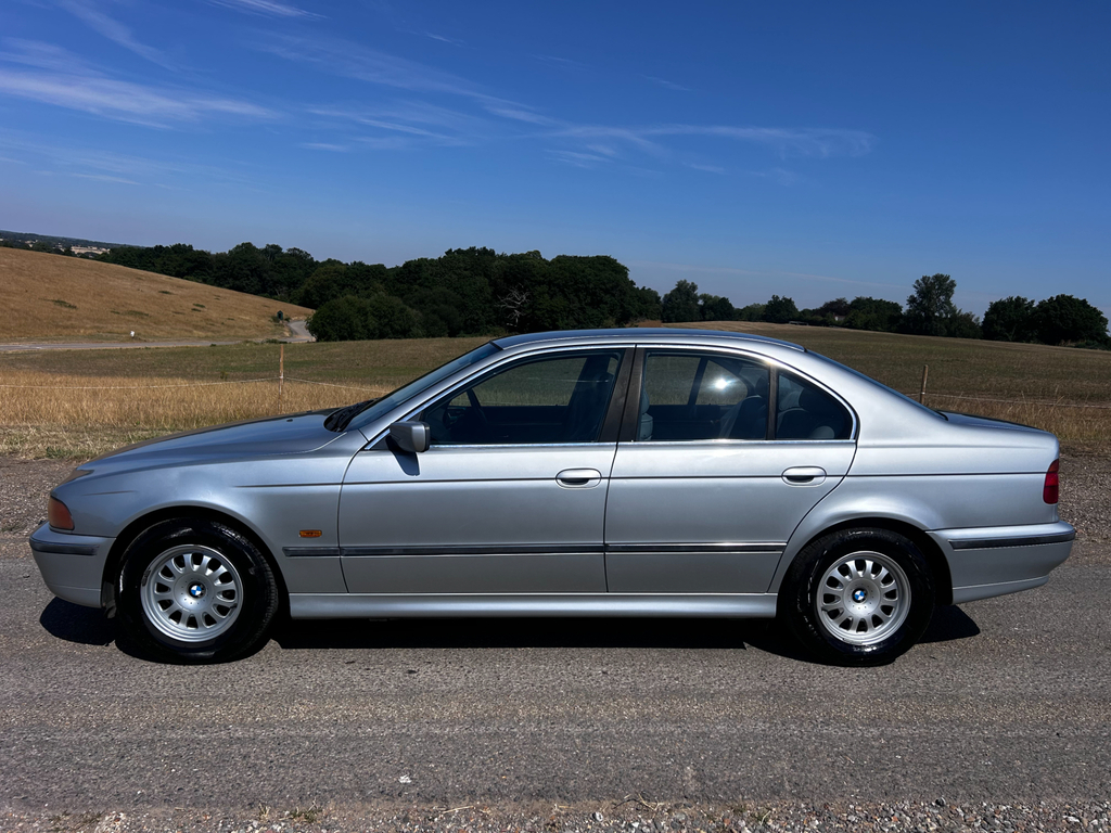 BMW 5 Series 2.5 523I Se Blue #10