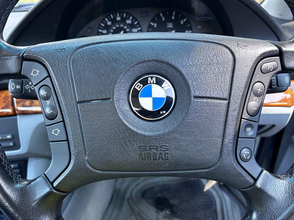 BMW 5 Series 2.5 523I Se Blue #17