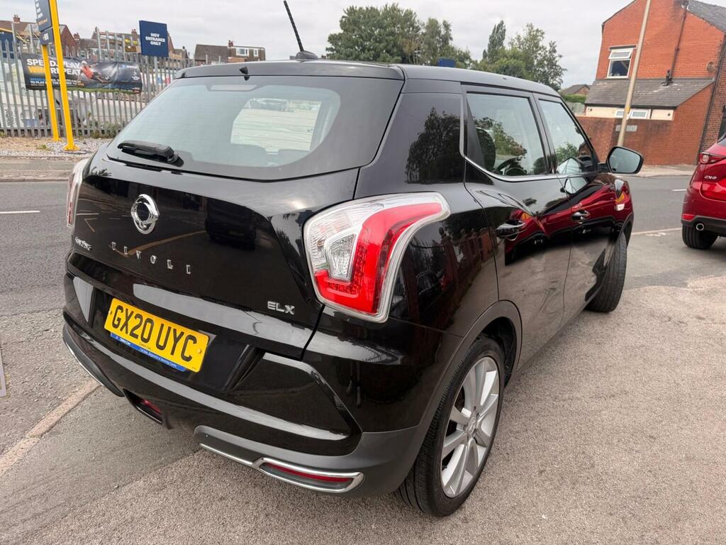 SsangYong Tivoli 1.6P Elx Euro 6 Ss Black #4