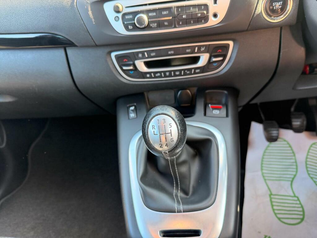 Renault Scenic Tomtom Red #29