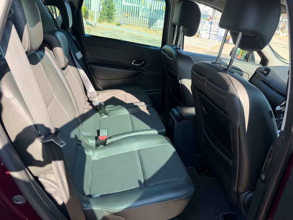 Renault Scenic Tomtom Red #19