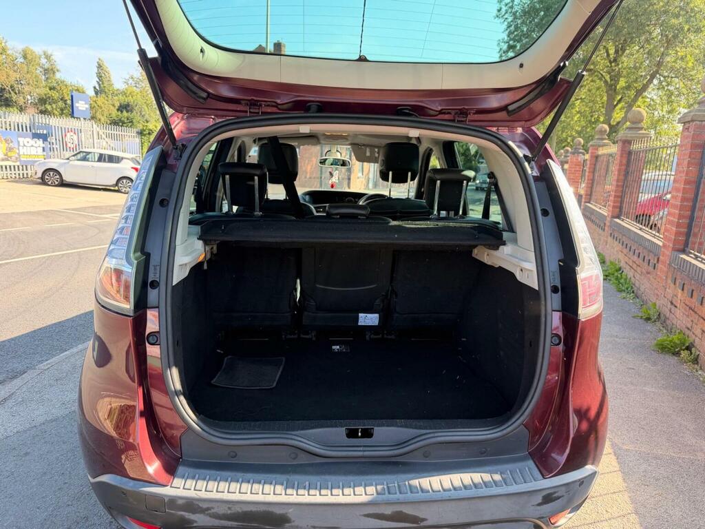 Renault Scenic Tomtom Red #20