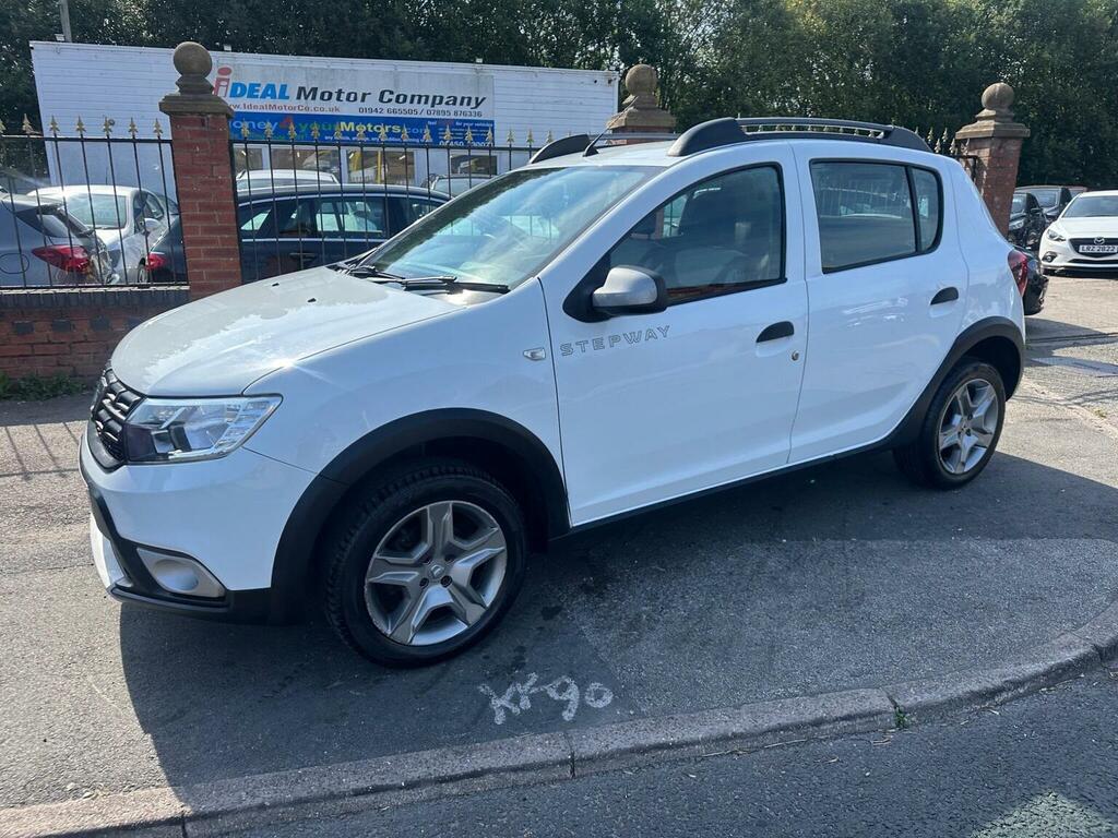 Dacia Sandero Stepway 0.9 Tce Laureate Euro 6 Ss White #4