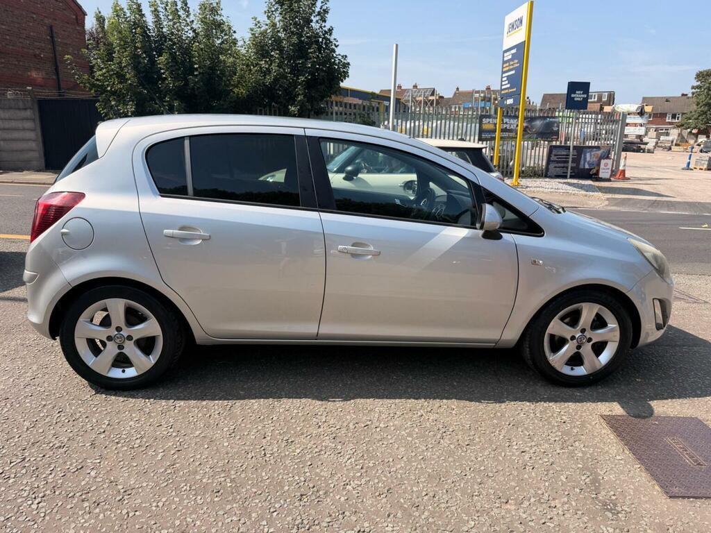 Vauxhall Corsa Hatchback 1.4 16V Sxi Euro 5 Ac 201262 WV62DLK Silver #2
