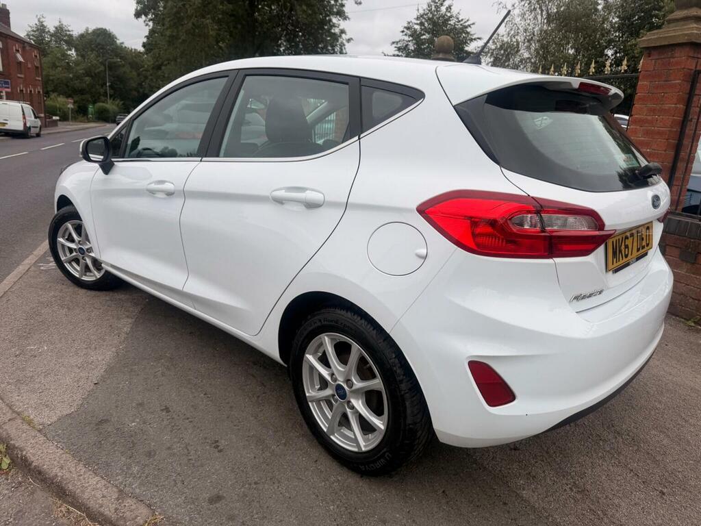 Ford Fiesta Hatchback 1.1 Ti-vct Zetec Euro 6 Ss 2017 White #6