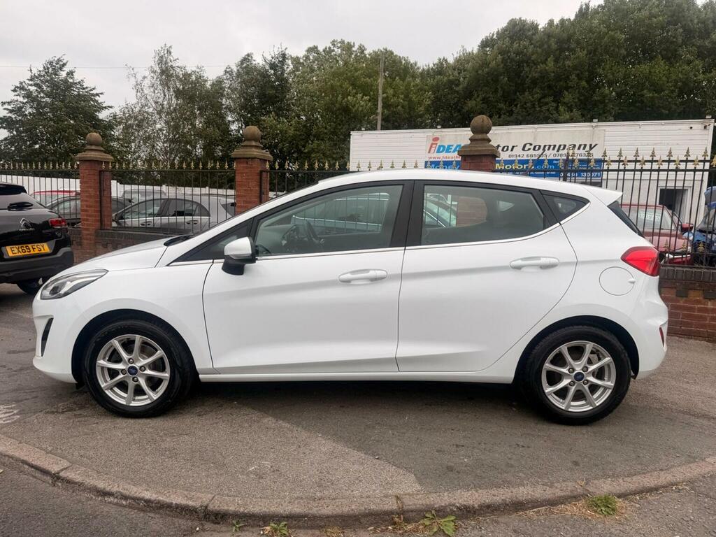 Ford Fiesta Hatchback 1.1 Ti-vct Zetec Euro 6 Ss 2017 White #4