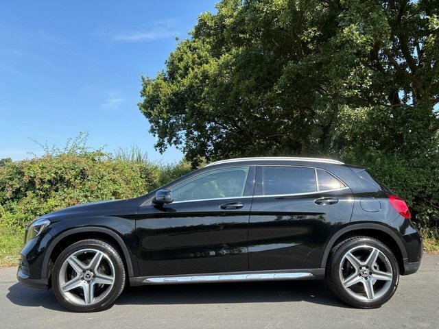 Mercedes-Benz GLA Class 2018 1.6 Gla200 Amg Line Suv Eur SJ18ZXB Black #4