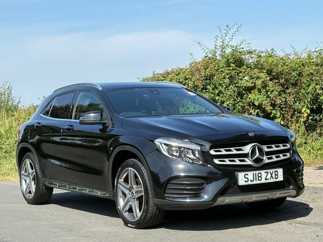 Mercedes-Benz GLA Class 2018 1.6 Gla200 Amg Line Suv Eur SJ18ZXB Black #3