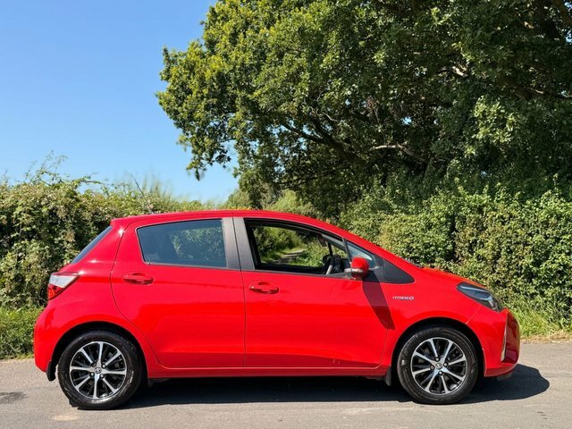 Toyota Yaris 2019 1.5 Vvt-h Icon Tech Hatchback Hybr Red #5