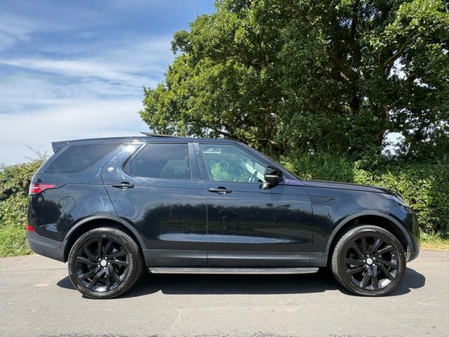 Land Rover Discovery 2017 3.0 Td V6 First Edition Suv 4 Black #5