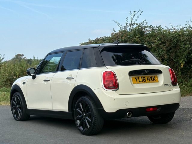 Mini Hatch 2018 1.5 Cooper D Hatchback Euro White #6