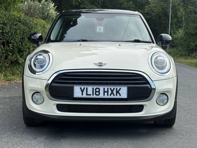 Mini Hatch 2018 1.5 Cooper D Hatchback Euro White #2