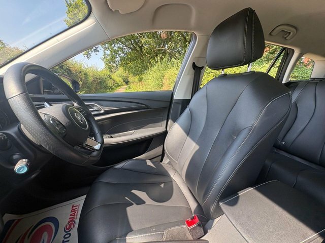 MG MG5 Mg 5 Excite Ev White #12