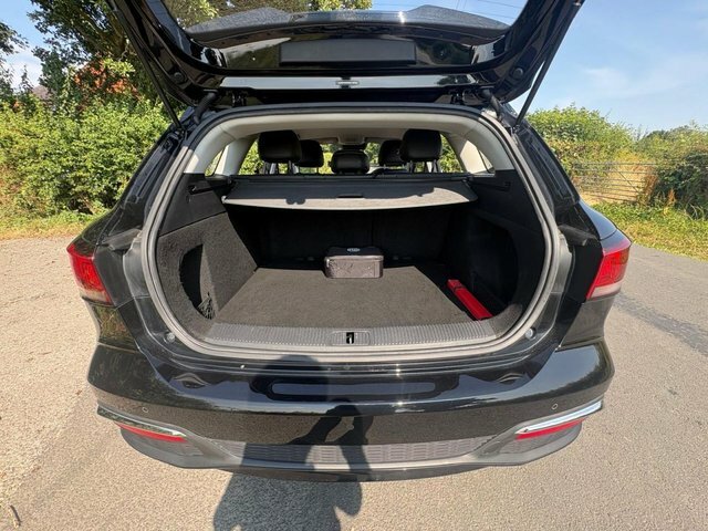 MG MG5 Mg 5 Excite Ev White #35