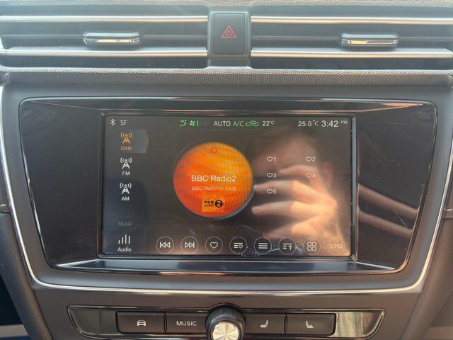 MG MG5 Mg 5 Excite Ev White #52