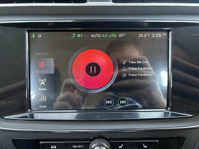 MG MG5 Mg 5 Excite Ev White #25