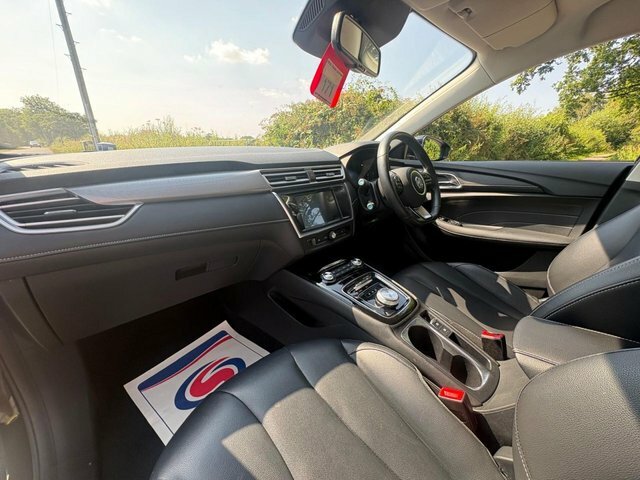 MG MG5 Mg 5 Excite Ev White #14