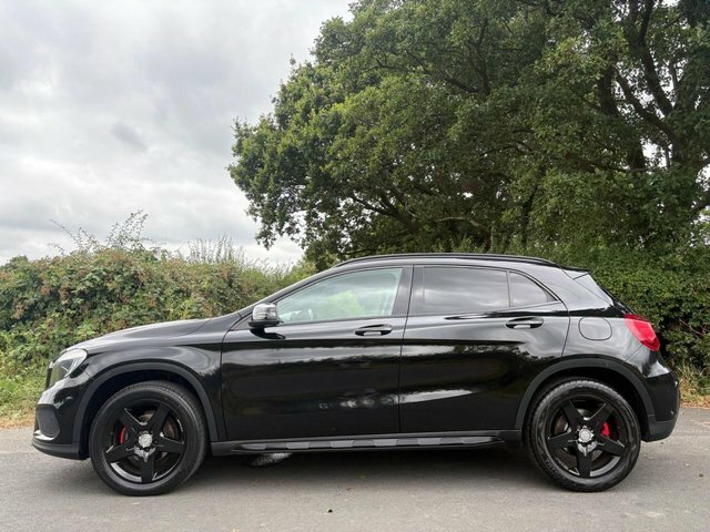 Mercedes-Benz GLA Class 2015 2.1 Gla200d Amg Line Suv Eu Black #4