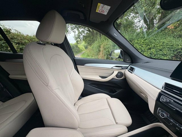 BMW X1 X1 Sdrive20i Se Black #16