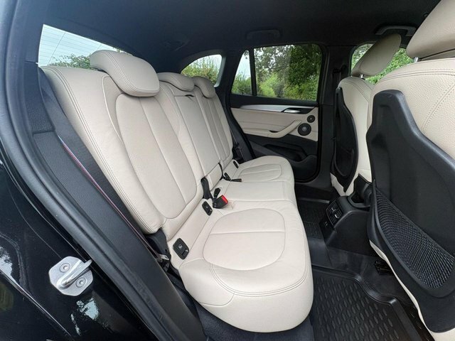 BMW X1 X1 Sdrive20i Se Black #32