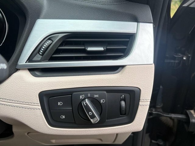 BMW X1 X1 Sdrive20i Se Black #31