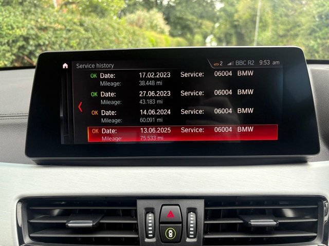 BMW X1 X1 Sdrive20i Se Black #24