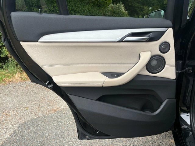 BMW X1 X1 Sdrive20i Se Black #53