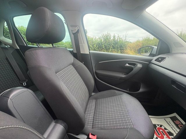 Volkswagen Polo Hatchback Blue #52