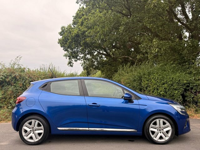 Renault Clio 2020 1.0 Tce Play Hatchback Euro Blue #5