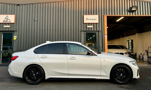 BMW 3 Series 2.0 318D M Sport Saloon Euro 6 S YF19PTH White #5