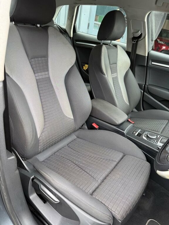 Audi A3 1.4 Tfsi Sport 121 Bhp Red #16