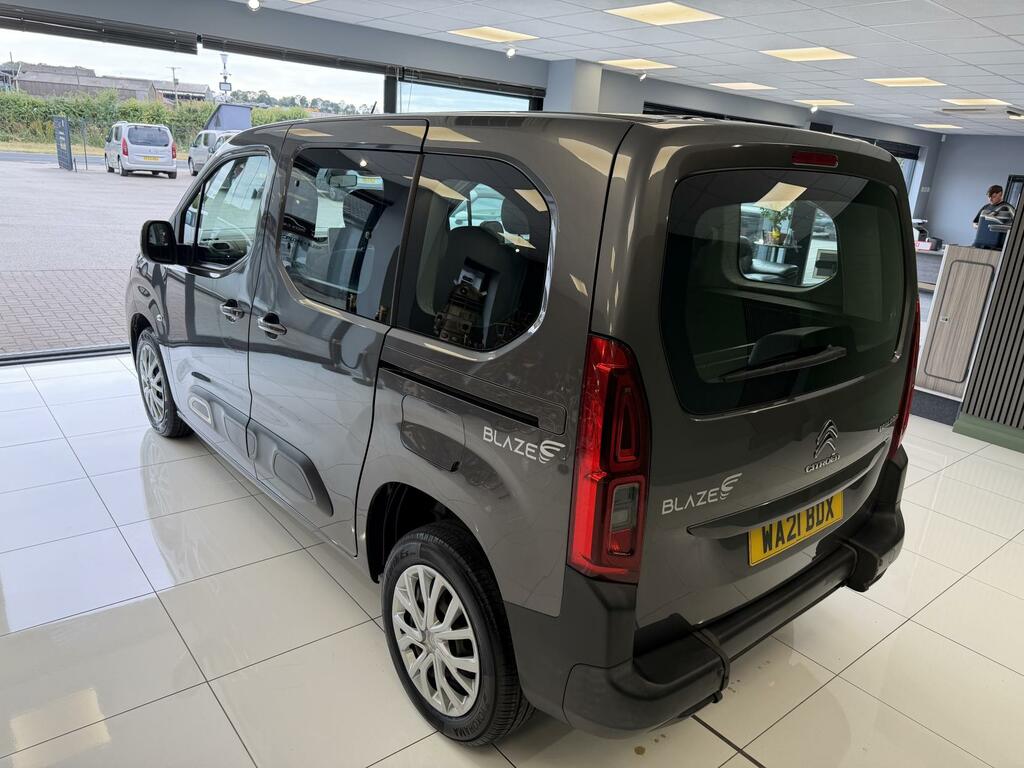 Citroen Berlingo Diesel White #13