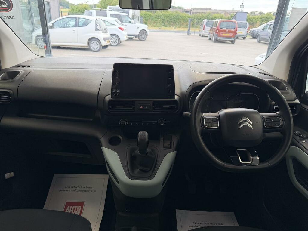 Citroen Berlingo Diesel White #10