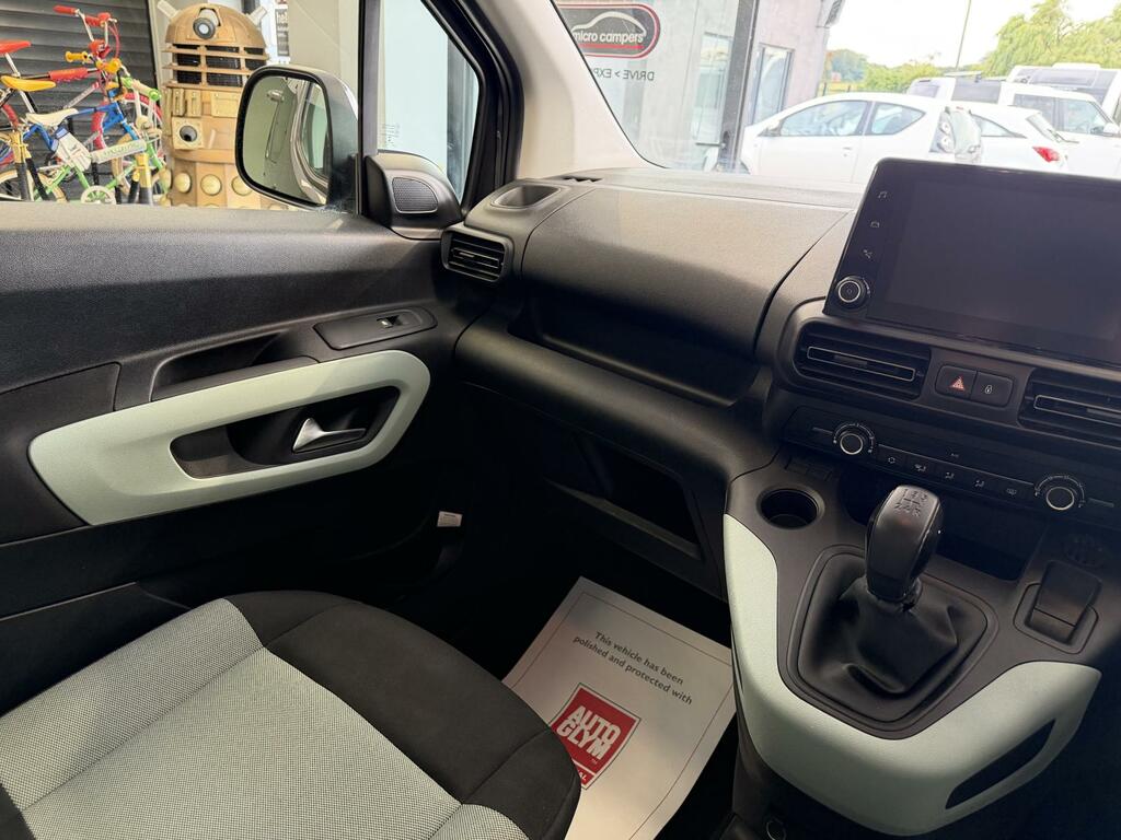 Citroen Berlingo Diesel White #12