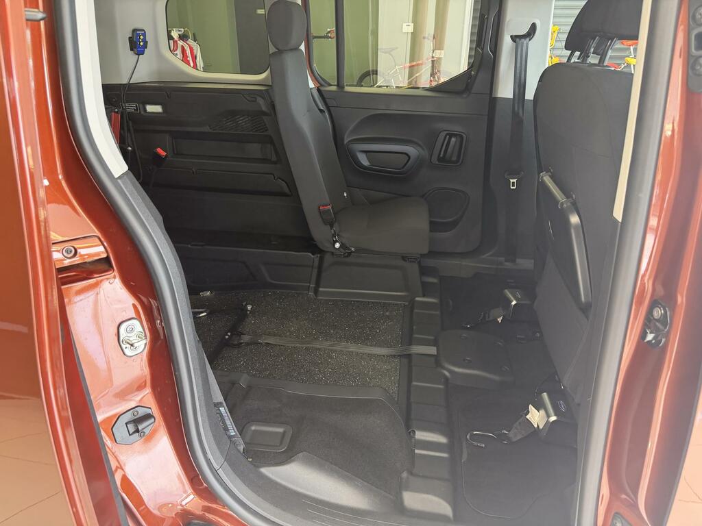 Peugeot Rifter Wheelchair Adapted Mpv Carries 4 With Wi Brown #5