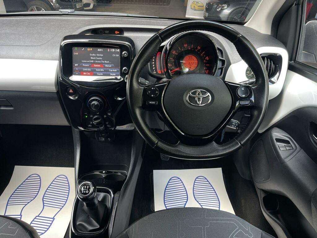 Toyota Aygo 1.0 Vvt-i X-pression Euro 6 White