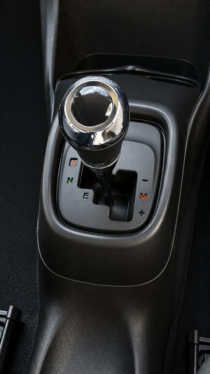 Peugeot 108 Active White #15