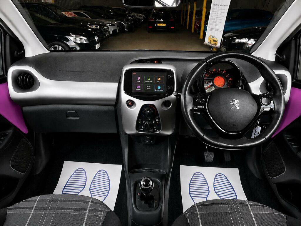 Peugeot 108 Active White #8