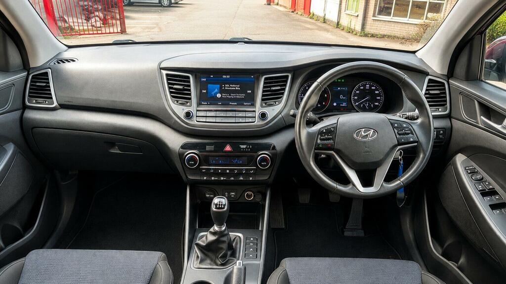 Hyundai Tucson Se Nav Grey #4