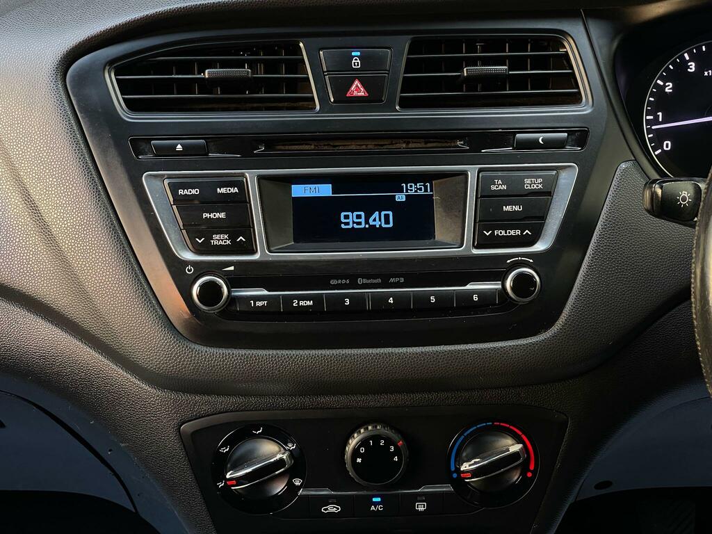 Hyundai I20 Se Grey #13