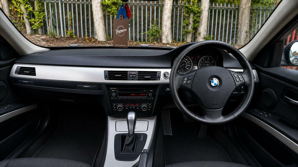 BMW 3 Series Se White #4