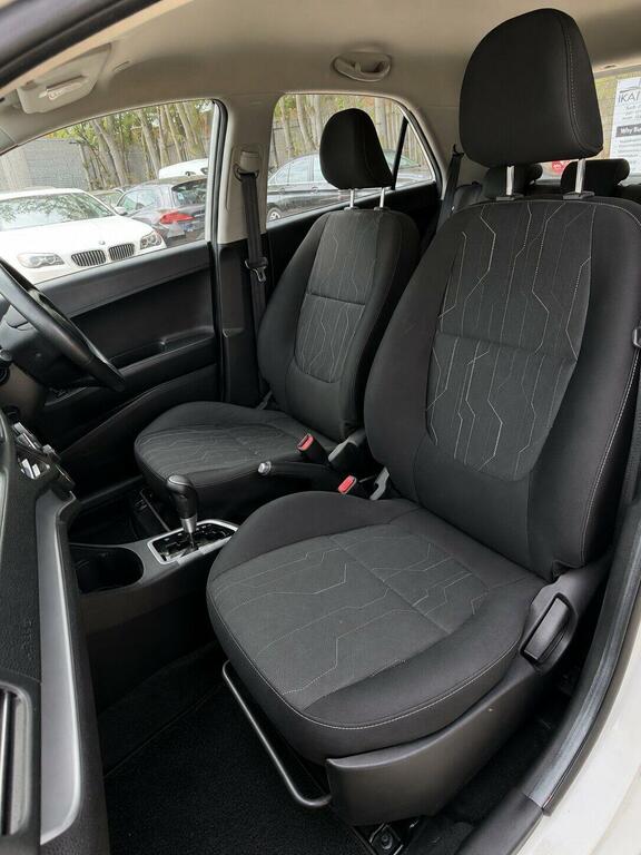 Kia Picanto Picanto Se White #13